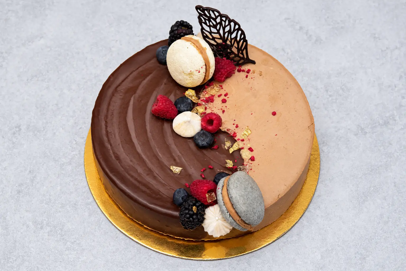 Málnás csokimousse torta előrendelésre
